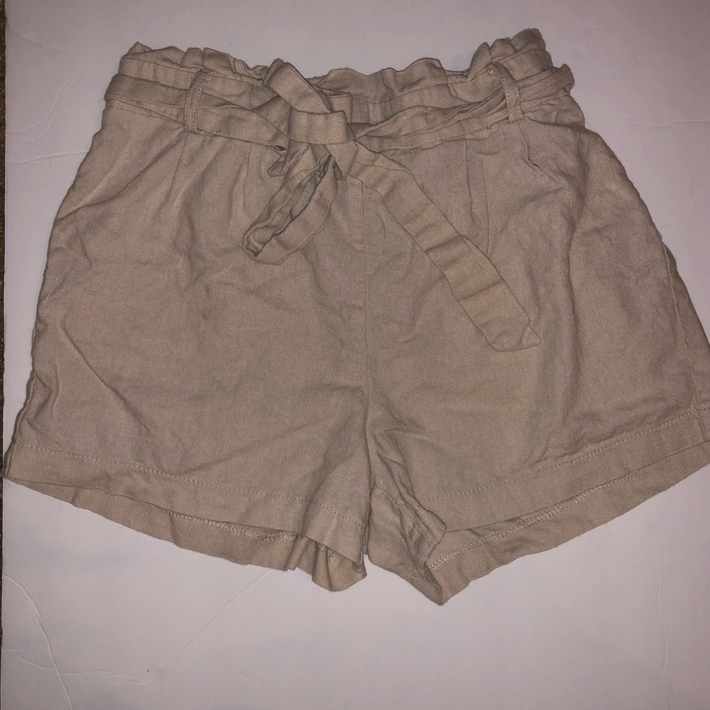 Beige linen shorts